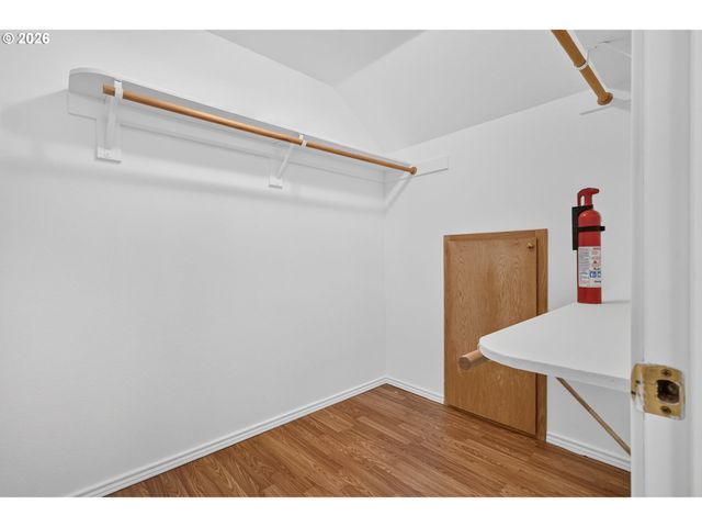 443 Ne LENOX St, Hillsboro, OR 97124