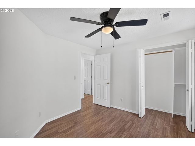 443 Ne LENOX St, Hillsboro, OR 97124