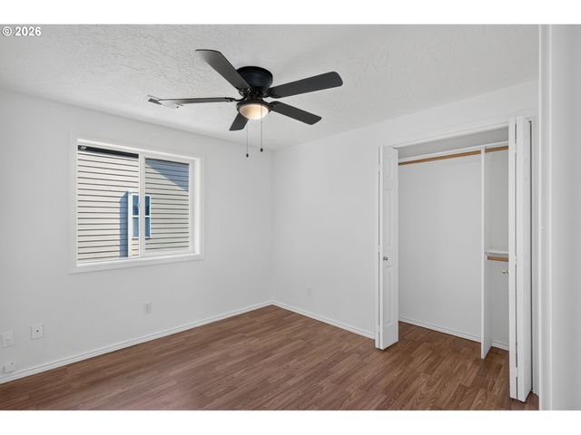 443 Ne LENOX St, Hillsboro, OR 97124