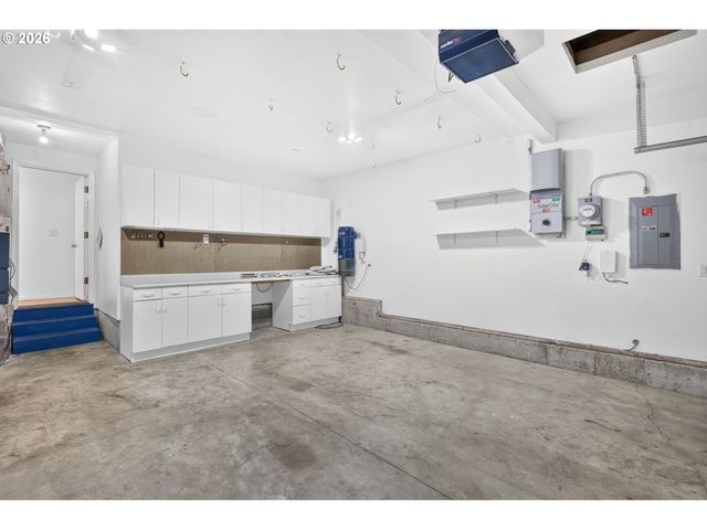 443 Ne LENOX St, Hillsboro, OR 97124