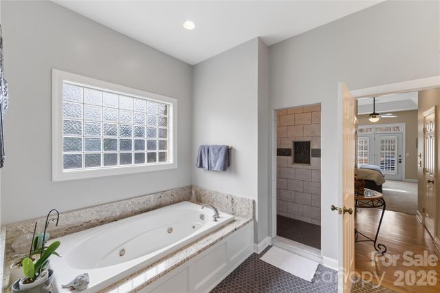 402 W Glenview Drive W 234-235, Salisbury, NC 28147