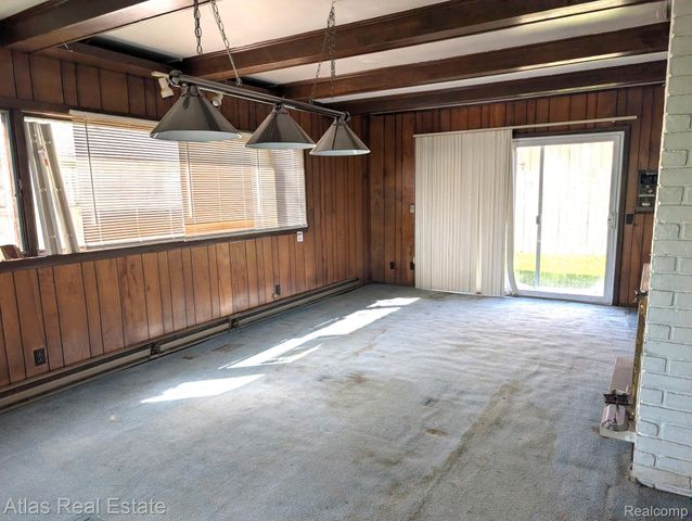 1821 Rockcreek Lane, Flint, MI 48507