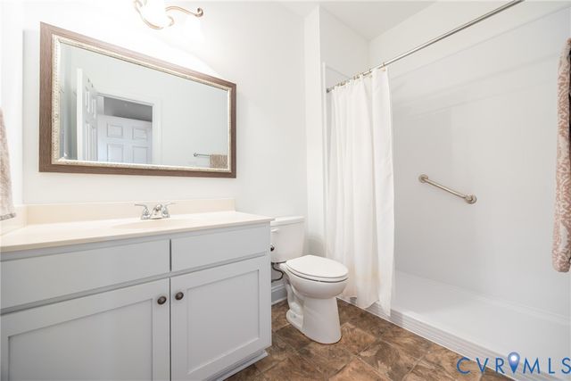 16325 Dolton Dr, Chesterfield, VA 23832