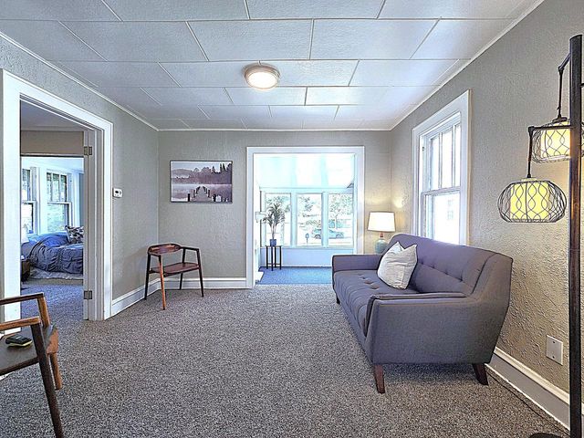 3617 W Douglas AVENUE, Milwaukee, WI 53209