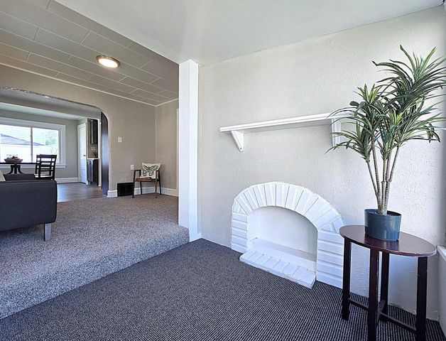 3617 W Douglas AVENUE, Milwaukee, WI 53209