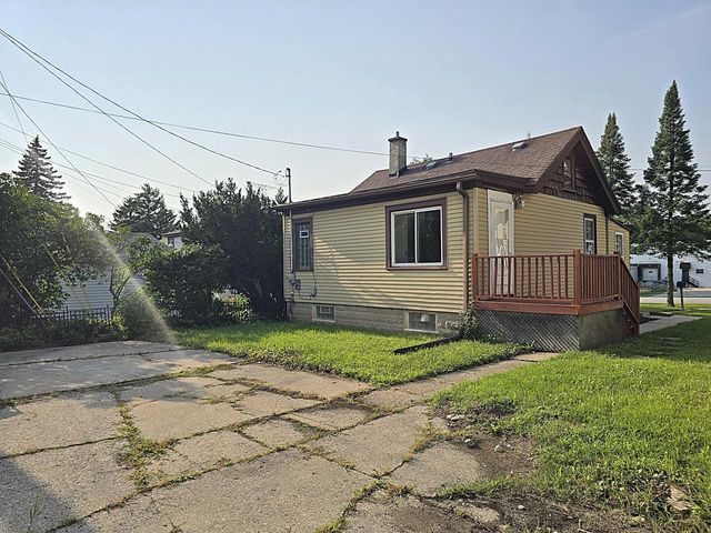 3617 W Douglas AVENUE, Milwaukee, WI 53209