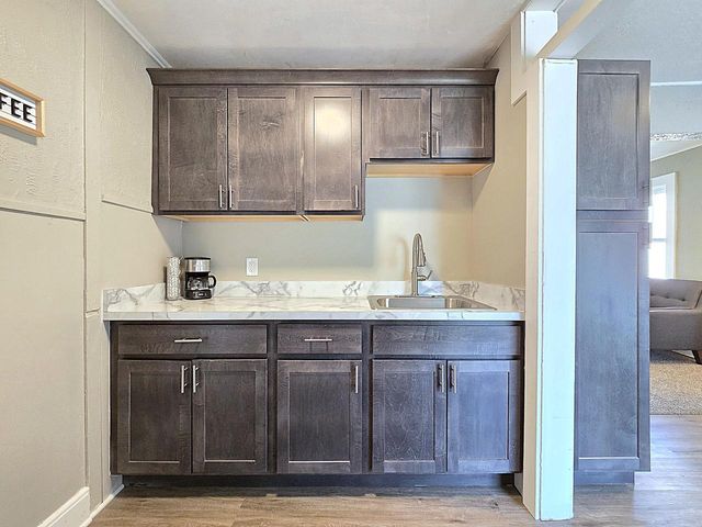 3617 W Douglas AVENUE, Milwaukee, WI 53209