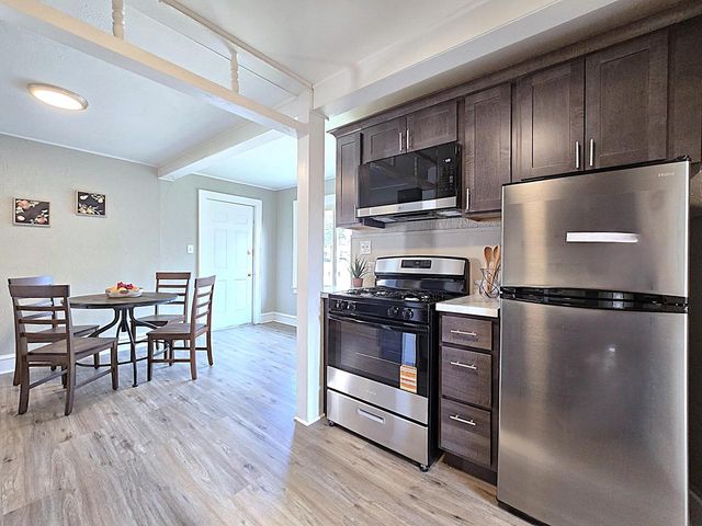 3617 W Douglas AVENUE, Milwaukee, WI 53209