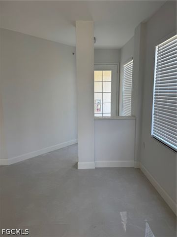 3063 Horizon LN 1501, Naples, FL 34109
