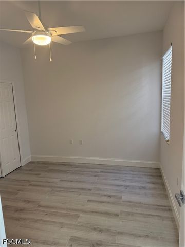 3063 Horizon LN 1501, Naples, FL 34109