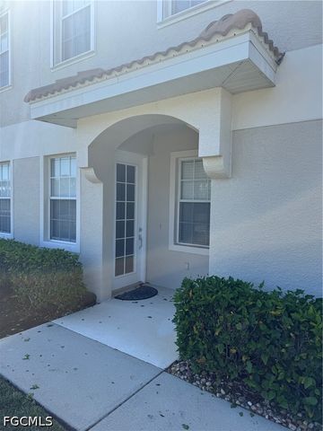 3063 Horizon LN 1501, Naples, FL 34109