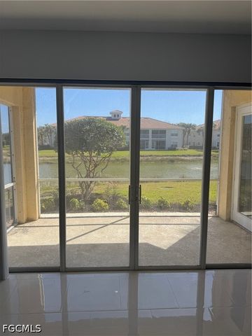 3063 Horizon LN 1501, Naples, FL 34109