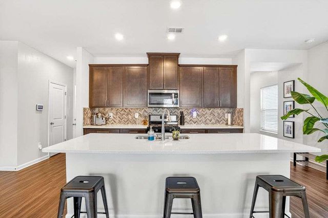 830 Ironhorse Lane, Mableton, GA 30126