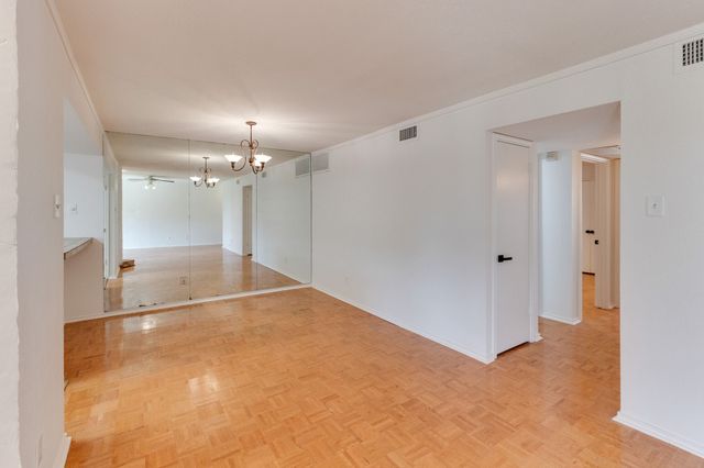 15221 Berry Trail 304, Dallas, TX 75248