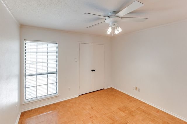 15221 Berry Trail 304, Dallas, TX 75248