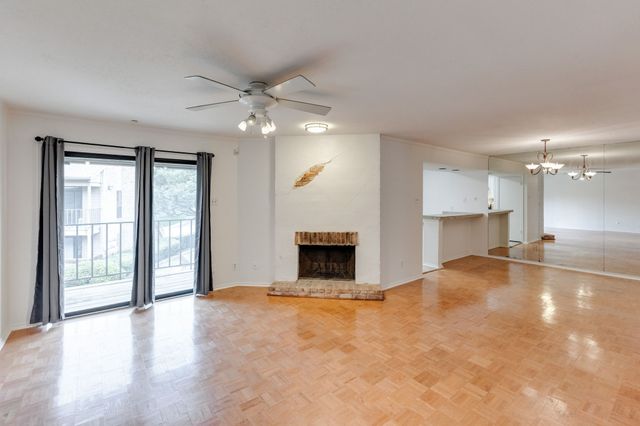 15221 Berry Trail 304, Dallas, TX 75248