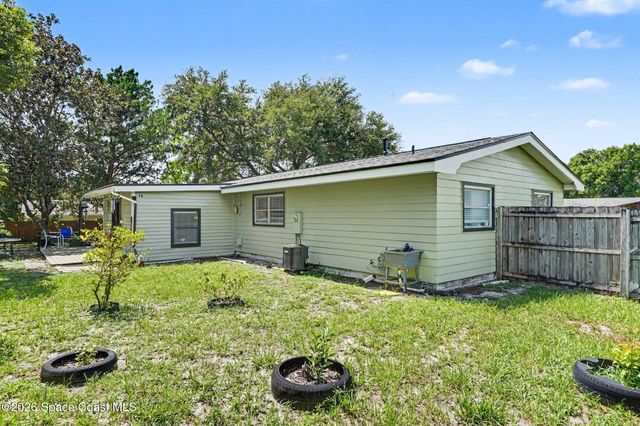 2399 Kimberly Drive, Deltona, FL 32738