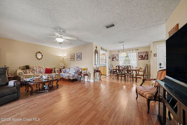 2399 Kimberly Drive, Deltona, FL 32738