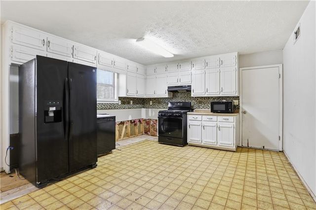 120 Windsong Court, Stockbridge, GA 30281