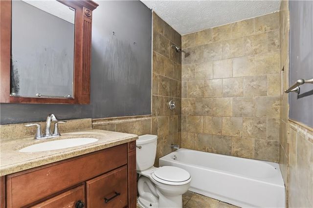 120 Windsong Court, Stockbridge, GA 30281