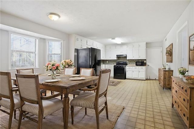 120 Windsong Court, Stockbridge, GA 30281