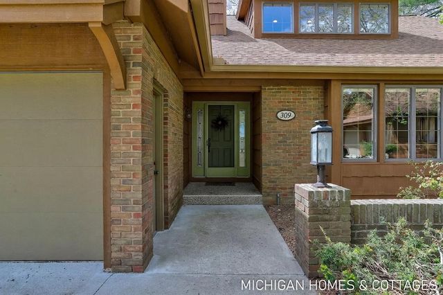 309 Glen Garry Court, Holland, MI 49423