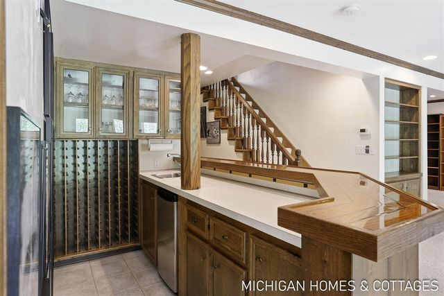 309 Glen Garry Court, Holland, MI 49423