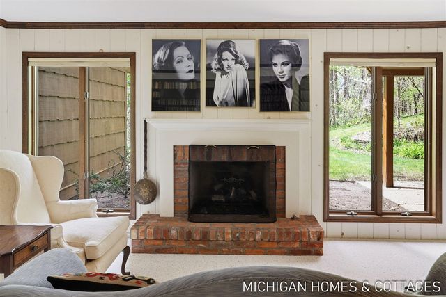 309 Glen Garry Court, Holland, MI 49423