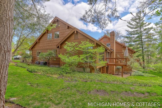 309 Glen Garry Court, Holland, MI 49423