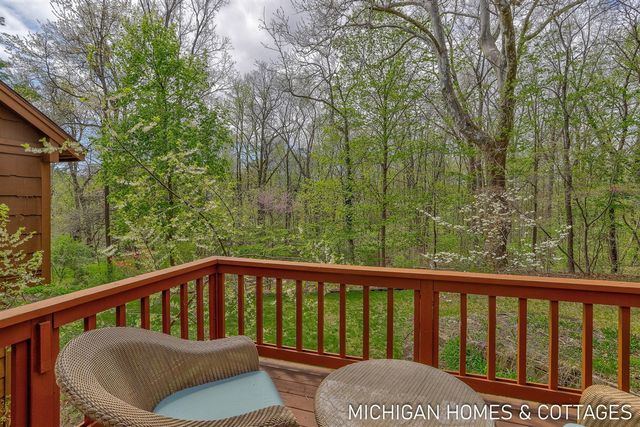 309 Glen Garry Court, Holland, MI 49423