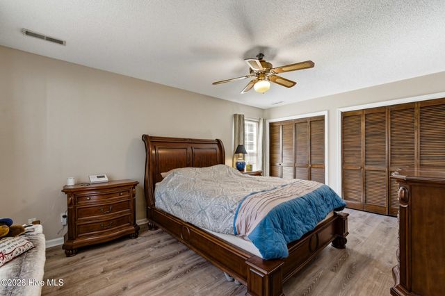 474 Oakwood Drive NW, Calabash, NC 28467