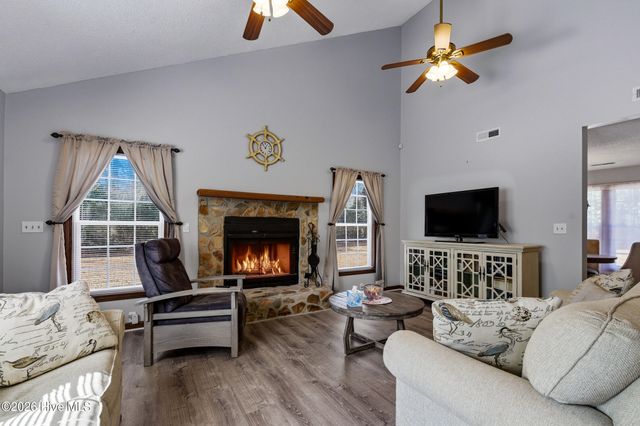 474 Oakwood Drive NW, Calabash, NC 28467