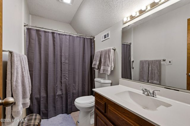 474 Oakwood Drive NW, Calabash, NC 28467