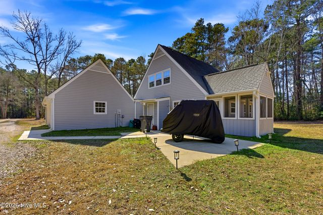 474 Oakwood Drive NW, Calabash, NC 28467