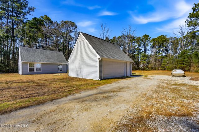 474 Oakwood Drive NW, Calabash, NC 28467