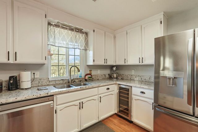 13654 Camanche Pkwy, Burson, CA 95225