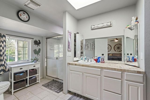 13654 Camanche Pkwy, Burson, CA 95225