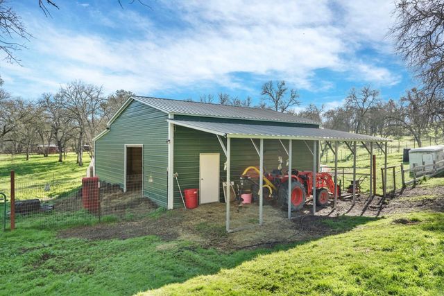 13654 Camanche Pkwy, Burson, CA 95225