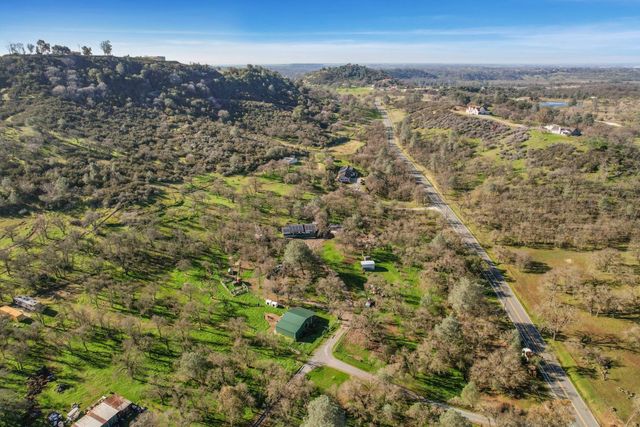 13654 Camanche Pkwy, Burson, CA 95225