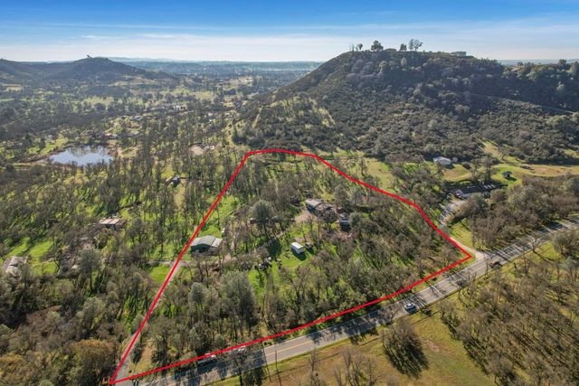 13654 Camanche Pkwy, Burson, CA 95225