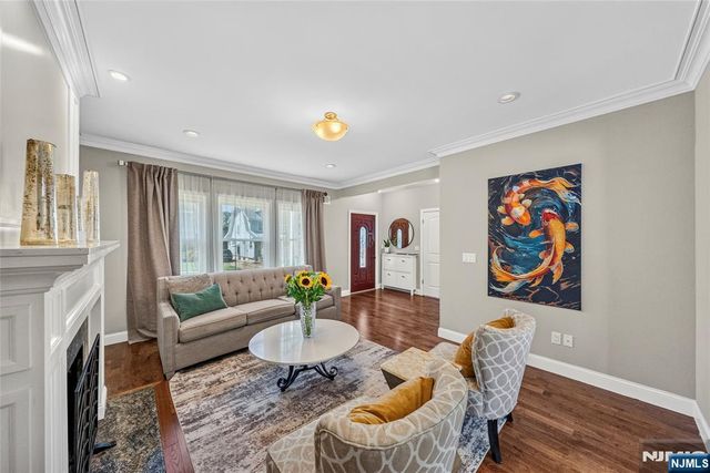 255 Cypress Avenue, Bogota, NJ 07603