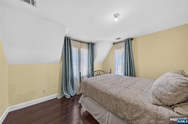 255 Cypress Avenue, Bogota, NJ 07603