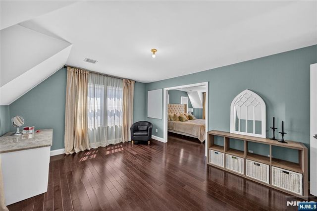 255 Cypress Avenue, Bogota, NJ 07603