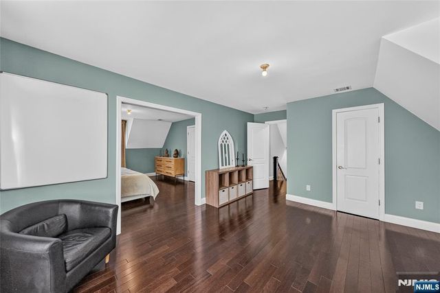 255 Cypress Avenue, Bogota, NJ 07603