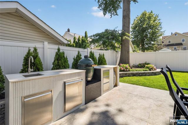 255 Cypress Avenue, Bogota, NJ 07603