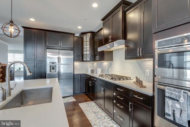 23564 BUCKLAND FARM TER, Ashburn, VA 20148