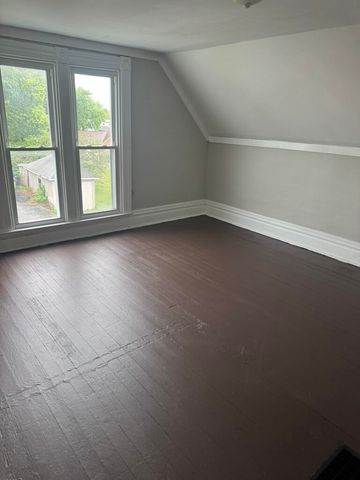 107 E North Street, Carlisle, KY 40311