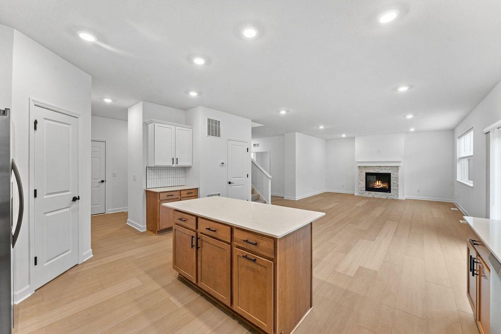 10927 Henslowe Avenue S, Cottage Grove, MN 55016 — photo 3