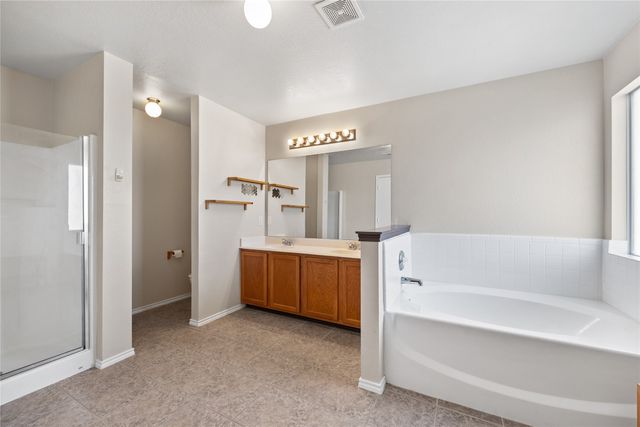 604 Mallard Drive, Saginaw, TX 76131