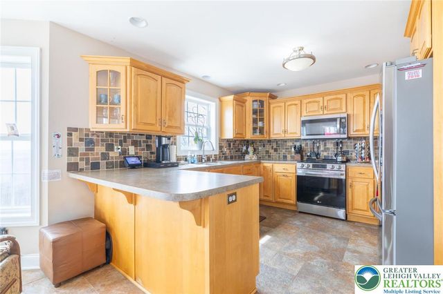 1231 Sky High Terrace, Chestnuthill Twp, PA 18330